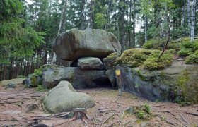 Hängender Stein, © Johannes Schlosser