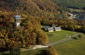 Aussichtsturm am Keltengelände, © Naturpark Landseer Berge