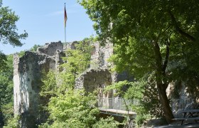 Ruine Johannstein, © Naturpark Sparbach/Fotoatelier Prendinger