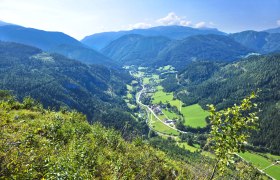 Falkenstein - Wandern im Naturpark , © Naturparke Niederösterreich/POV