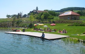 Badeteich Raxendorf im Naturpark Jauerling Wachau, © Marktgemeinde Raxendorf